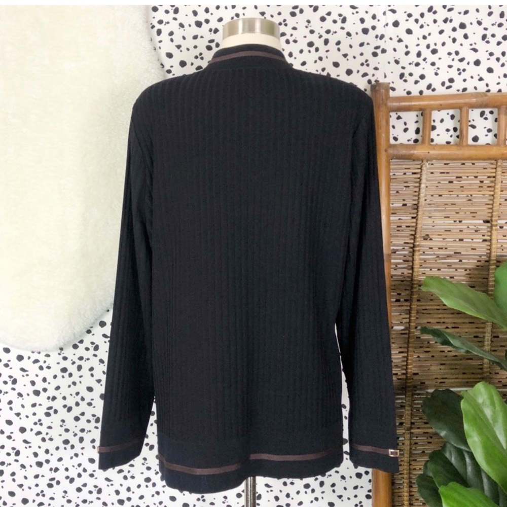 Exclusively Misook | Zebra Print Knit Zip Cardigan - Picture 4 of 7